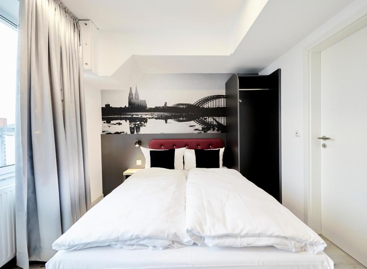 Loft Am Ring Hotel Keulen Buitenkant foto