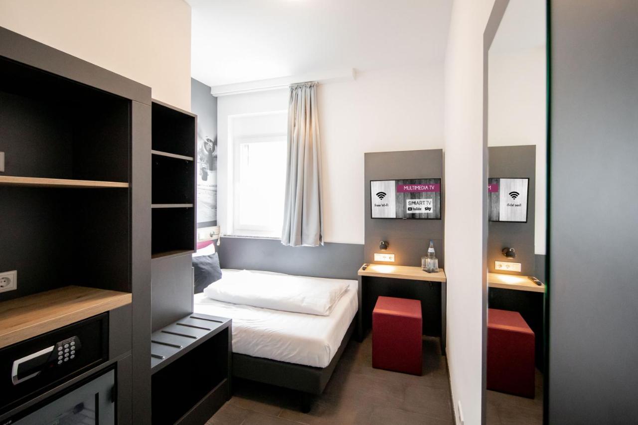 Loft Am Ring Hotel Keulen Buitenkant foto