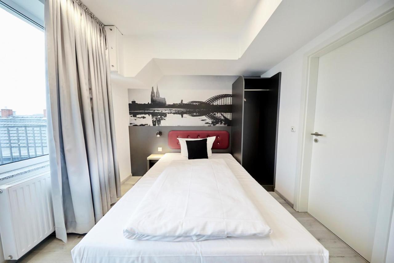 Loft Am Ring Hotel Keulen Buitenkant foto